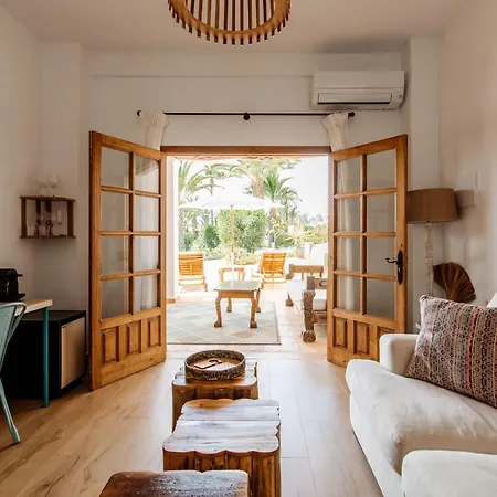 Petunia Ibiza (adults Only) 3*