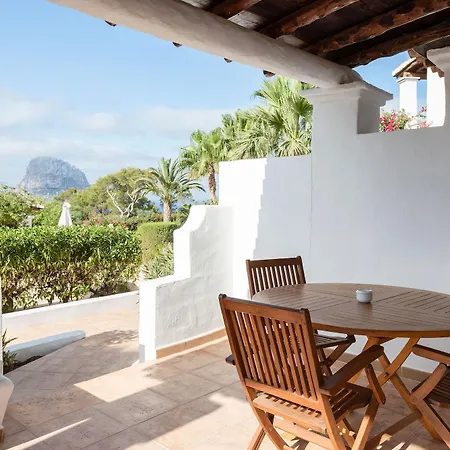 Petunia Ibiza (adults Only)