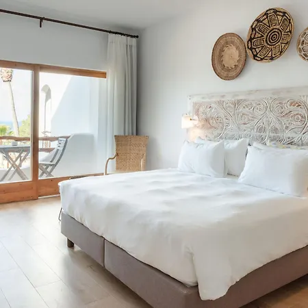 Petunia Ibiza (adults Only)